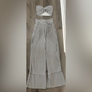 Pin stripe 2 piece set.